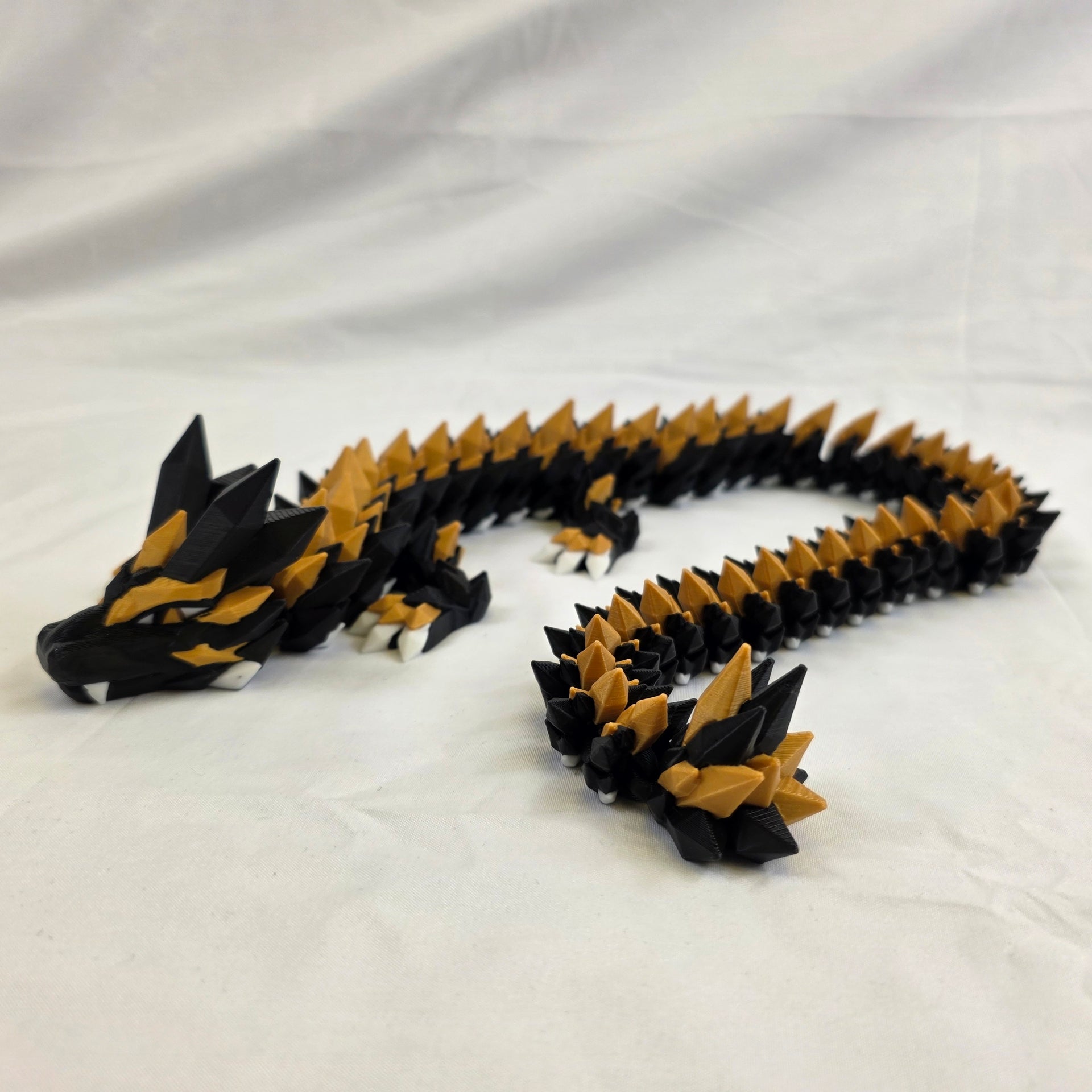 Obsidian Gold Dragon – 3D Printed Articulated Fantasy Showpiece