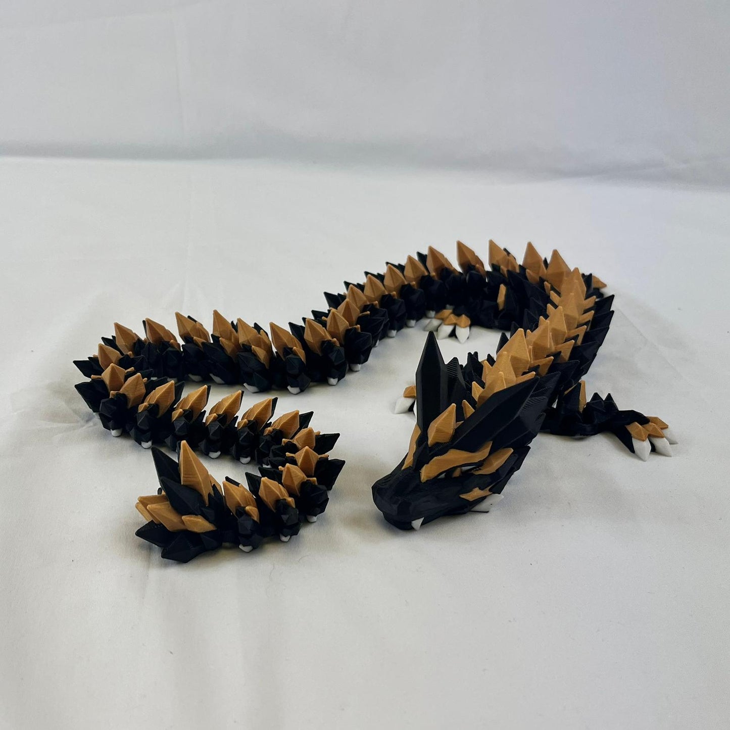 Obsidian Gold Dragon – 3D Printed Articulated Fantasy Showpiece