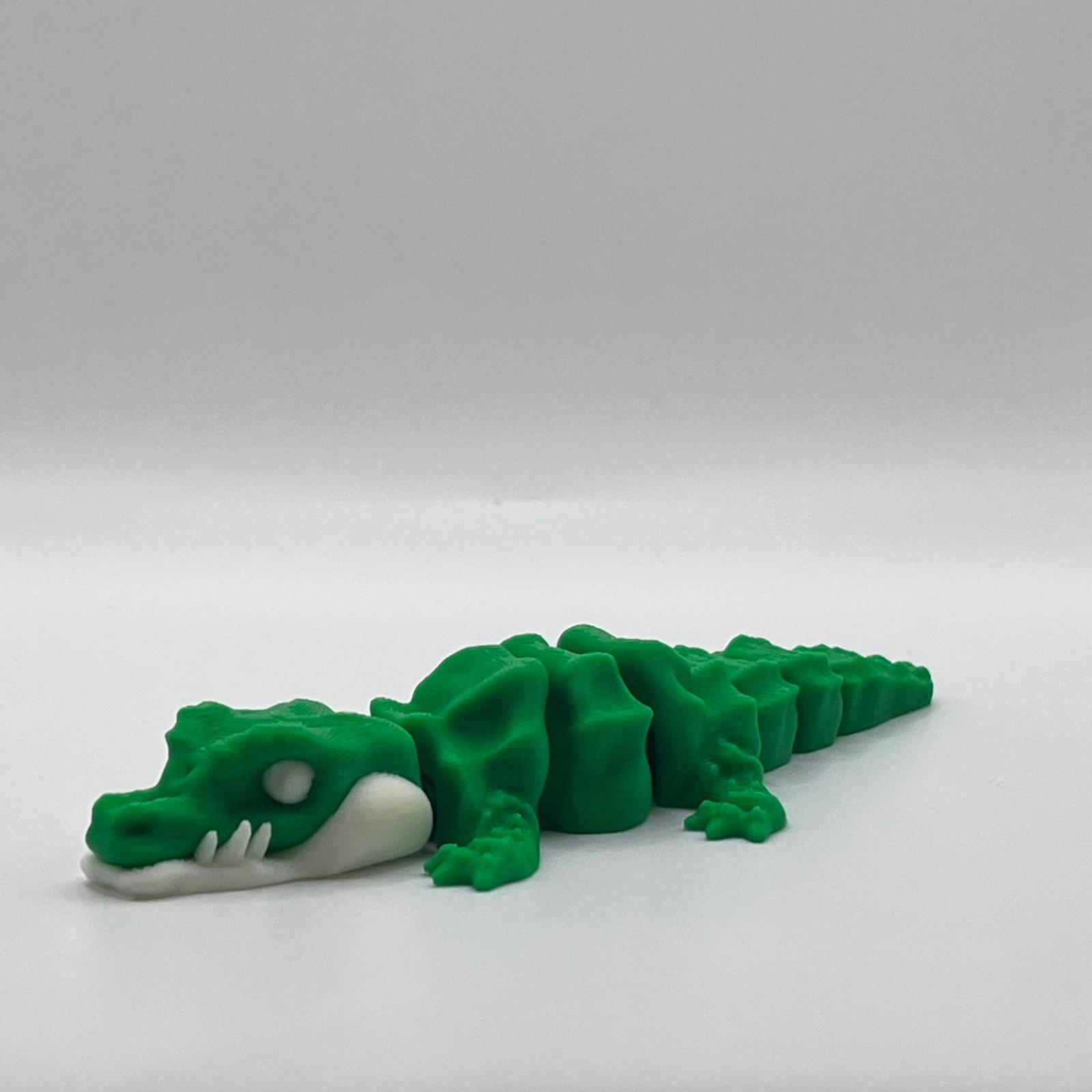 Crocodile Figurine – 3D Printed Articulated Animal Collectible