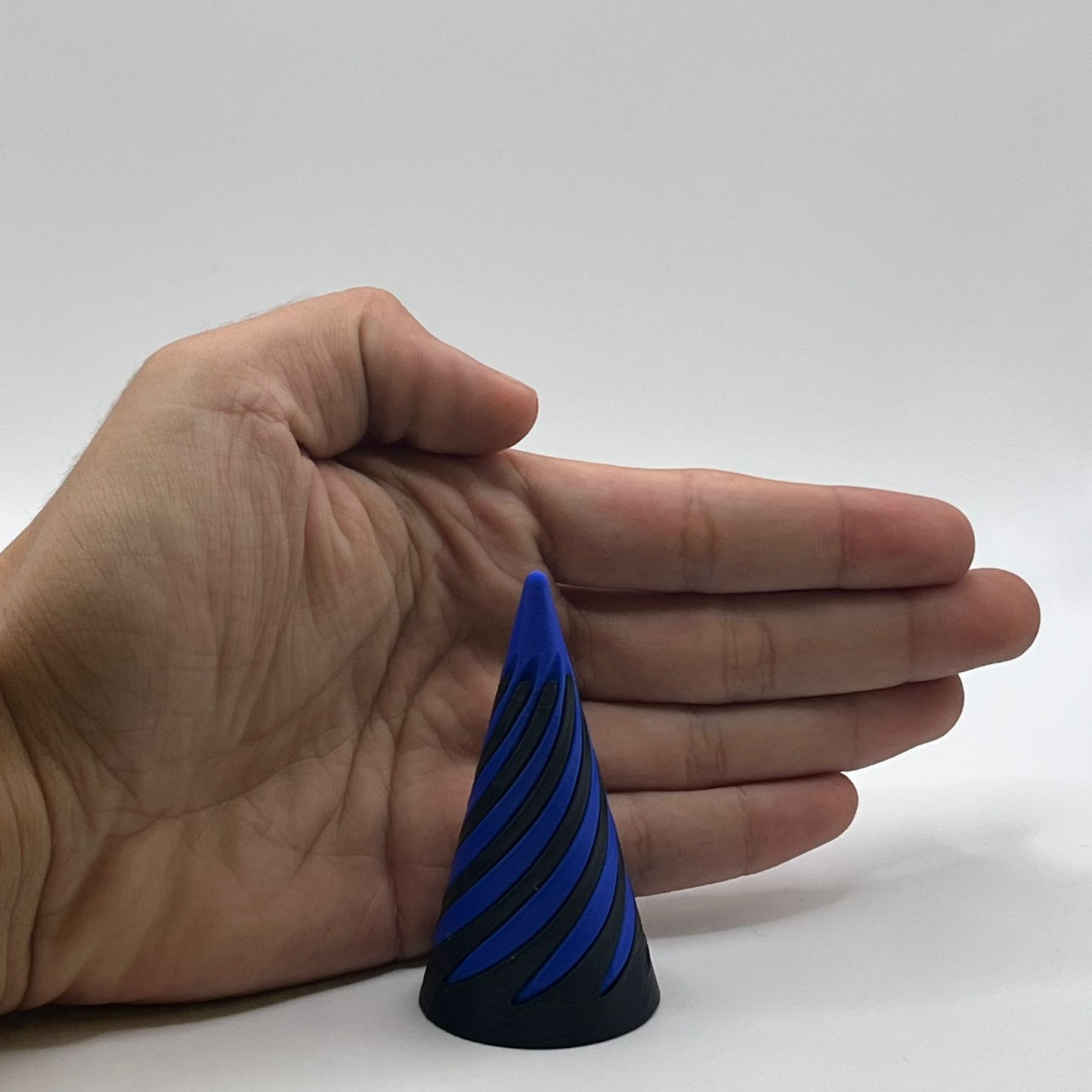 Spiral Cone Desk Toys – 3D Printed Modern Décor & Fidget Fun