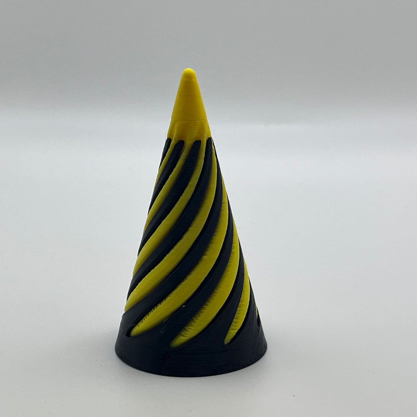 Spiral Cone Desk Toys – 3D Printed Modern Décor & Fidget Fun