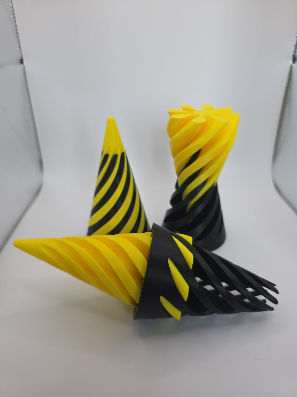 Giant Impossible Pass Through – 12cm Spiral Fidget Cone