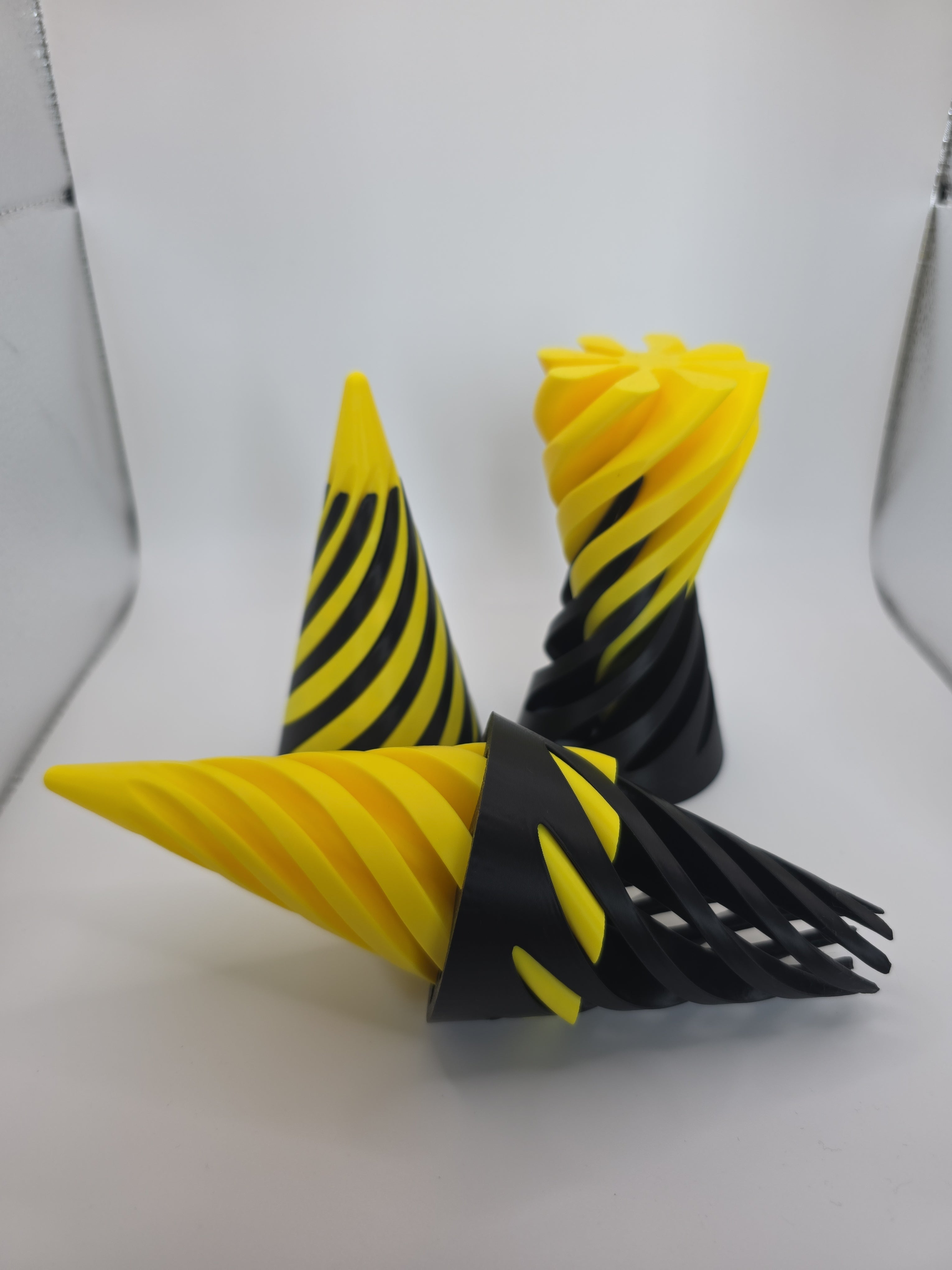 Giant Impossible Pass Through – 12cm Spiral Fidget Cone